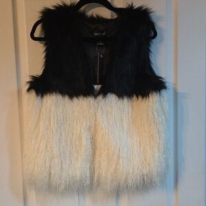 Very Cool New Fun Faux Fur Vest.